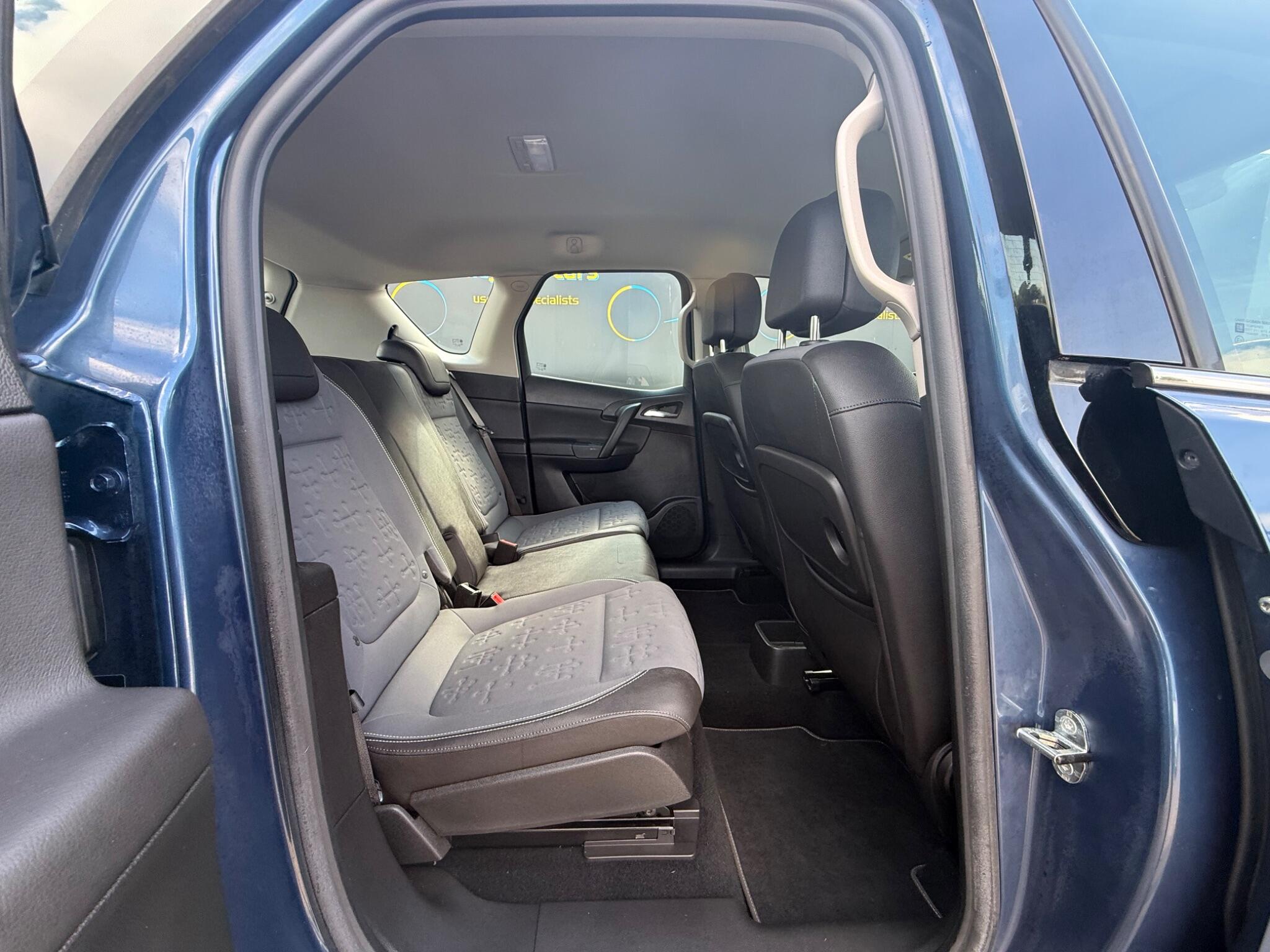 Vauxhall Meriva view 21