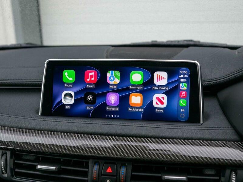 BMW X6 view 21