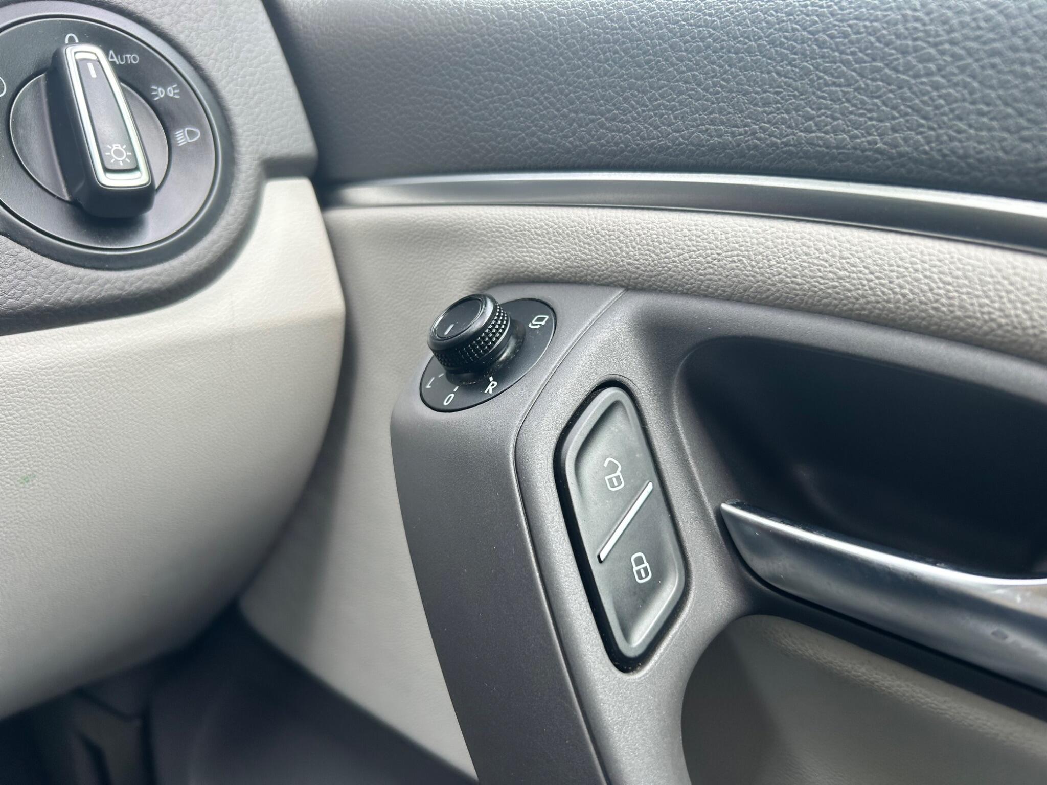 Volkswagen Polo view 31
