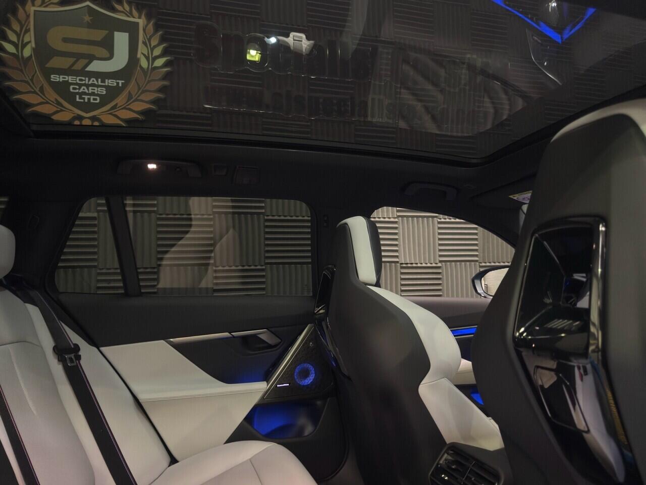 BMW M5 view 20