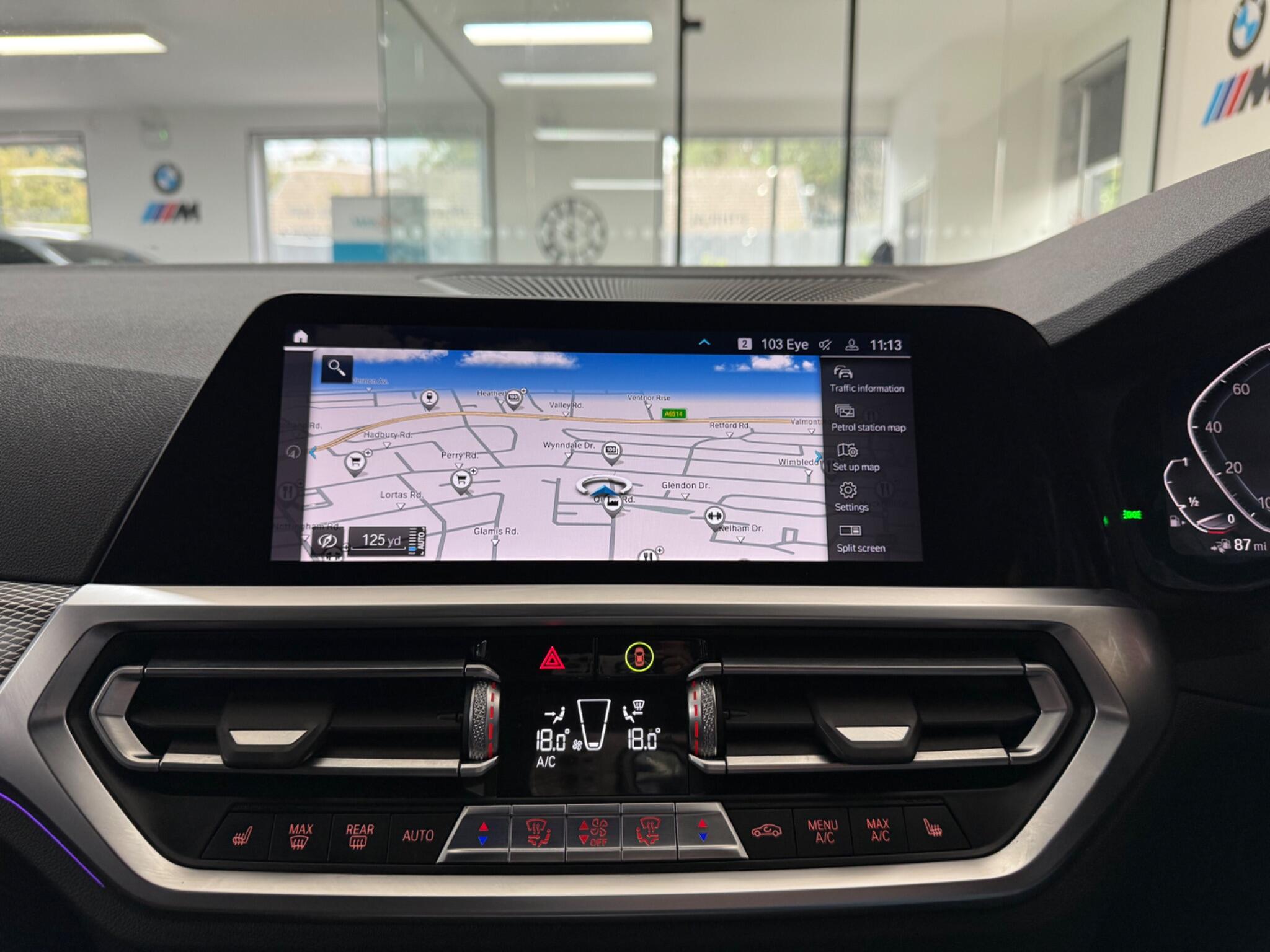 BMW 3 Series view 11