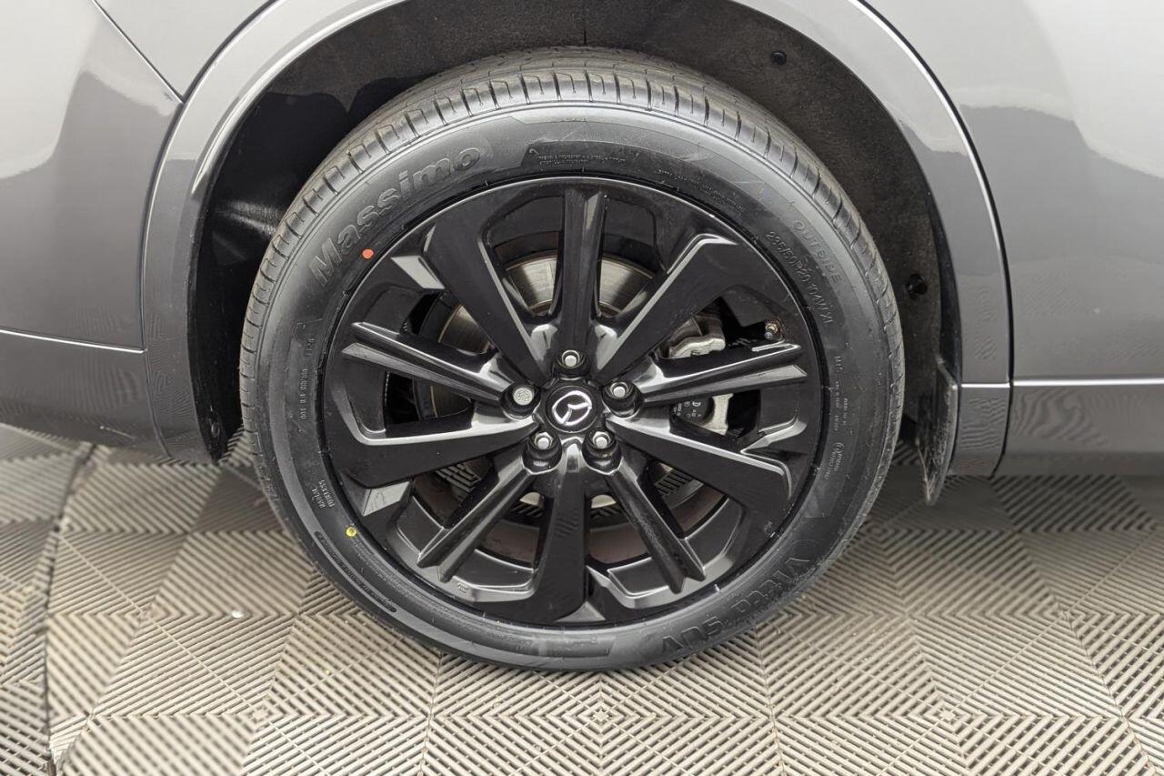 Mazda CX-60 view 60