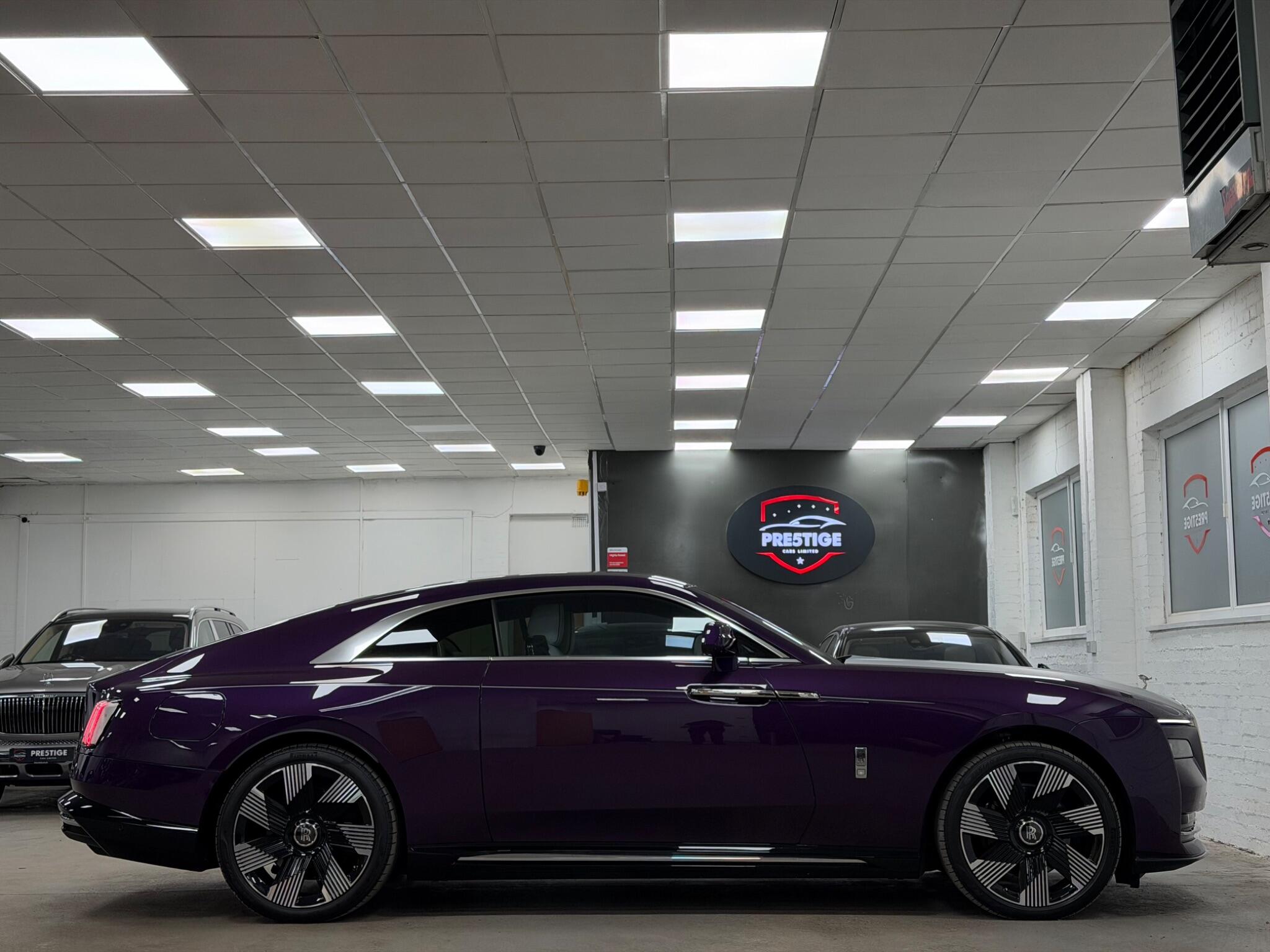 Rolls-Royce Spectre view 17
