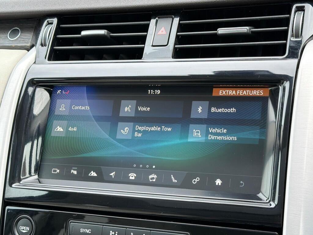 Land Rover Discovery view 35