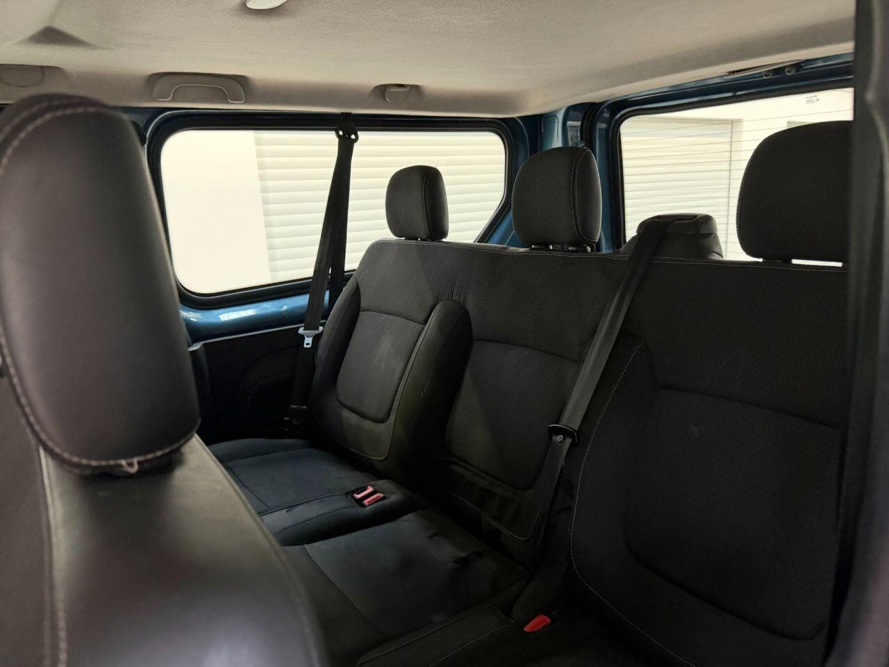 Renault Trafic view 14