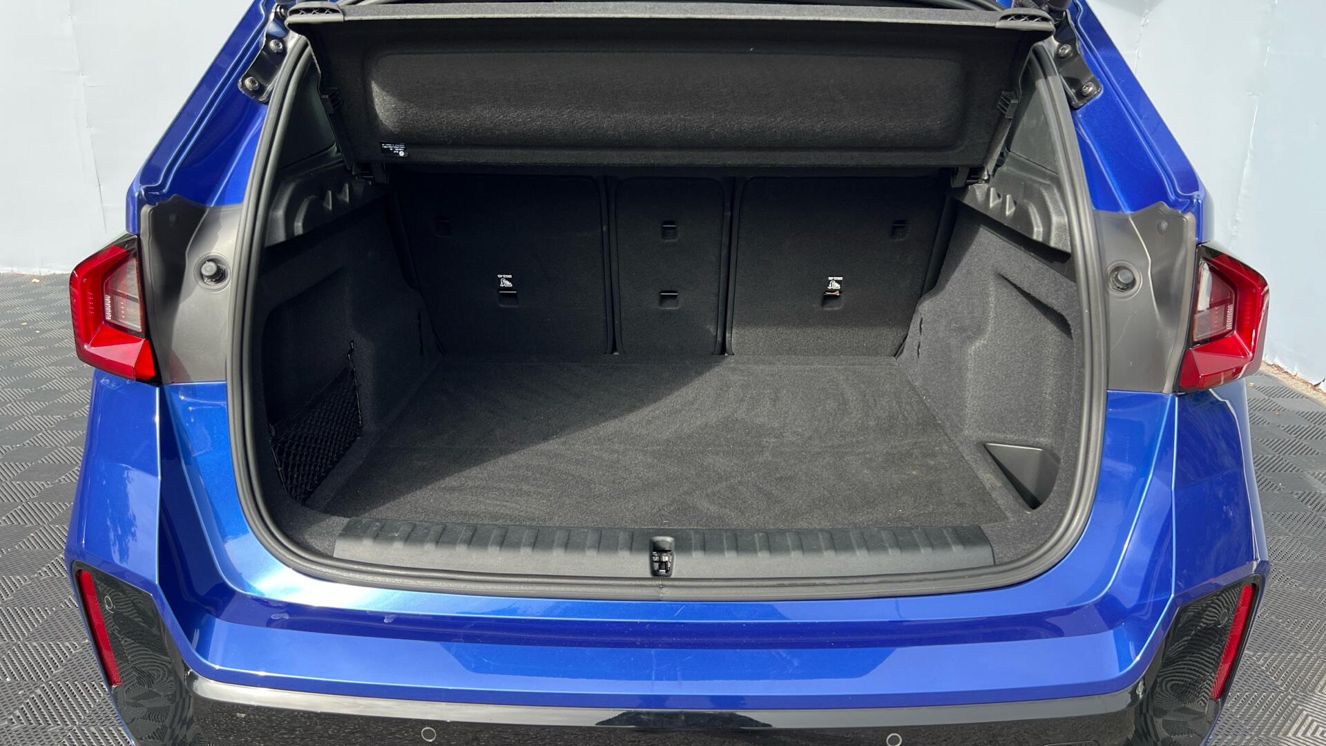 BMW X1 view 13