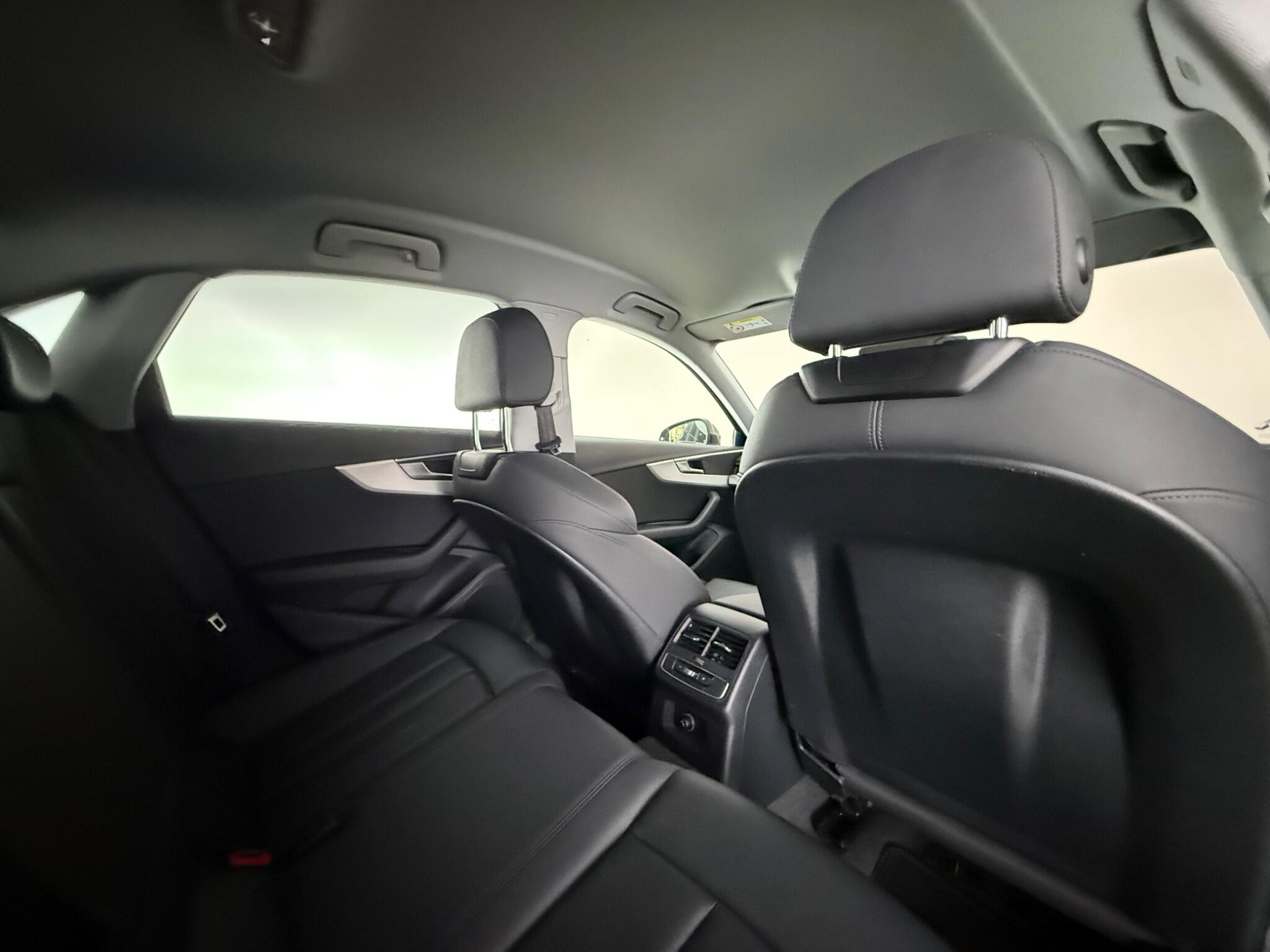 Audi A4 view 31