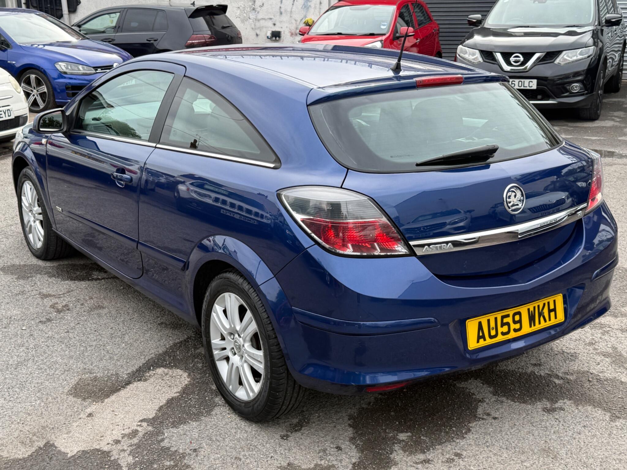 Vauxhall Astra - Image 14