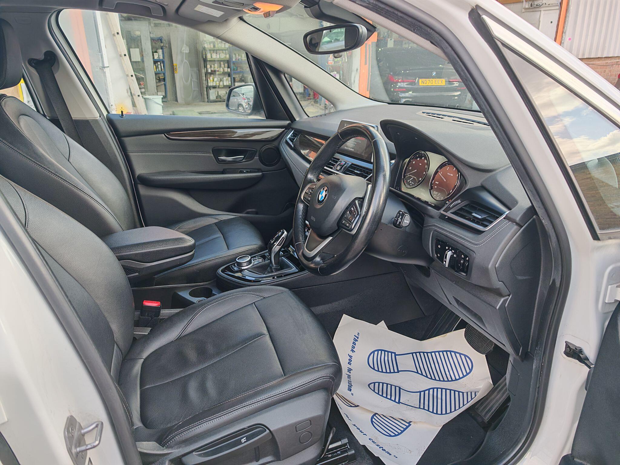 BMW 2 Series view 23