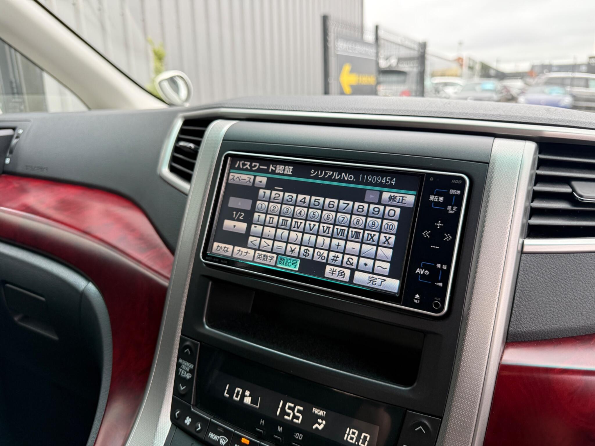Toyota Vellfire view 74