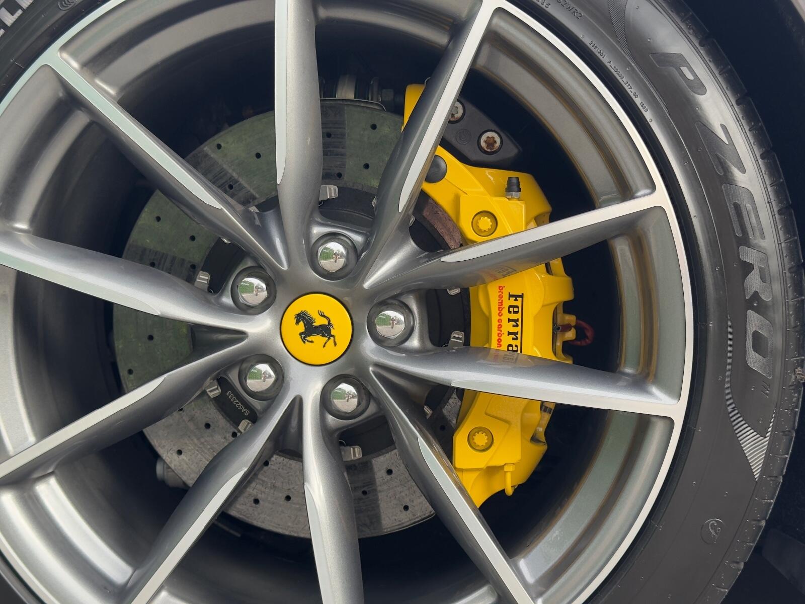 Ferrari 812 GTS view 14