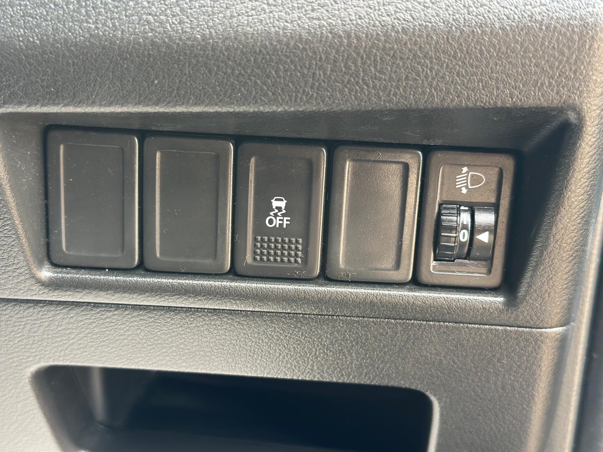 Suzuki Baleno view 40