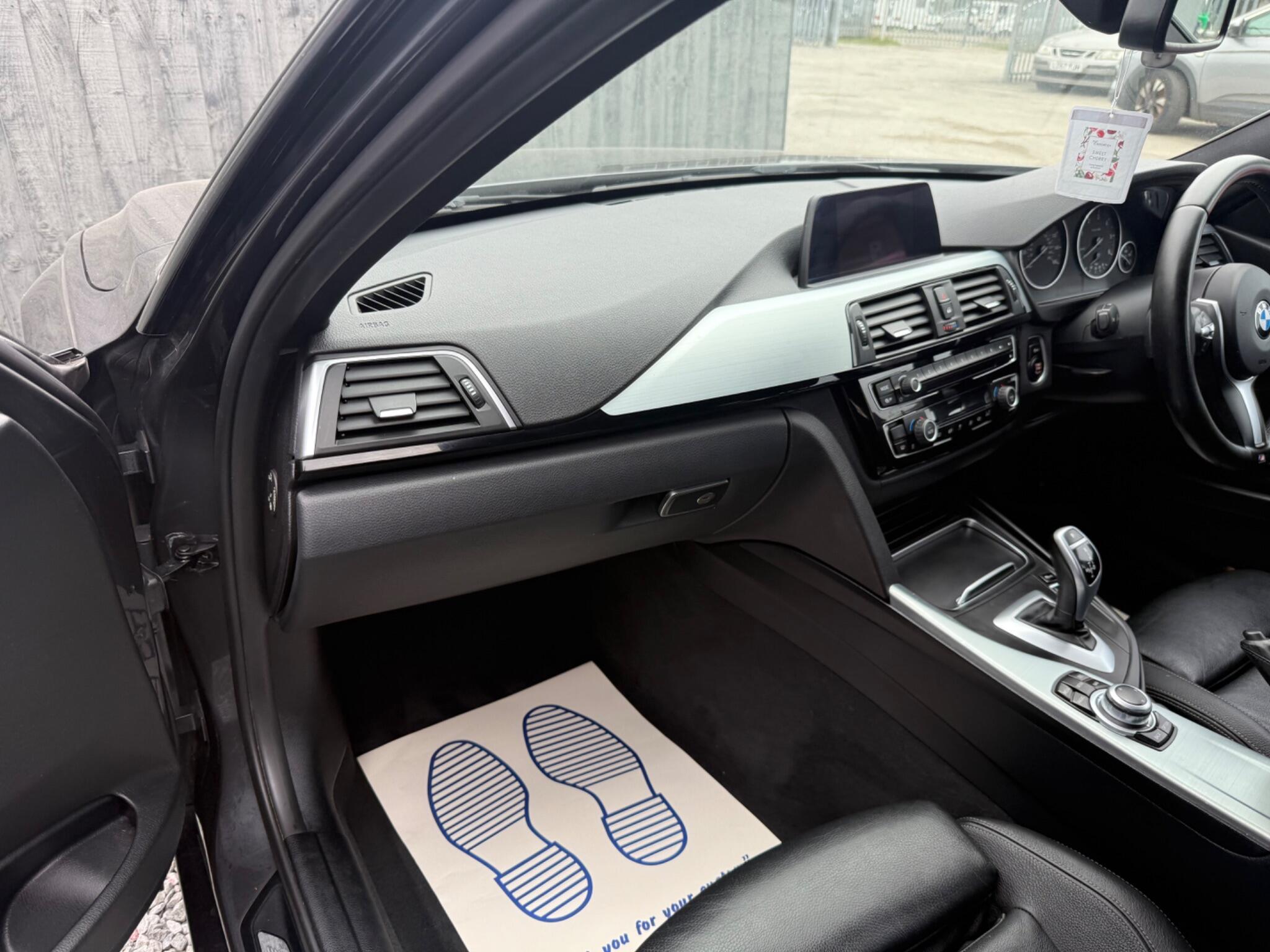 2016 BMW 3 Series 2.0 320d M Sport Touring Auto Euro 6 (s/s) 5dr • 113,200 miles image 27
