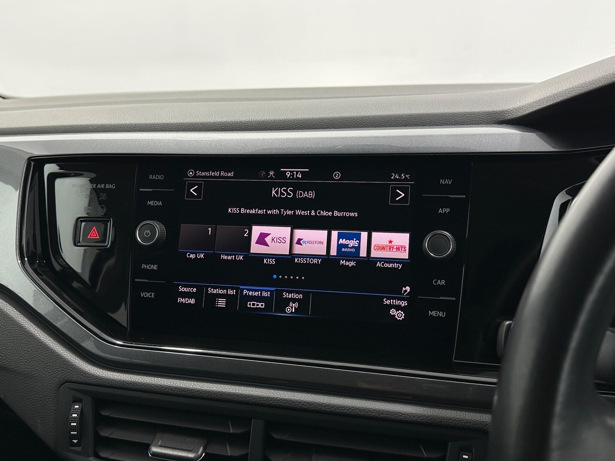 Volkswagen Polo view 25