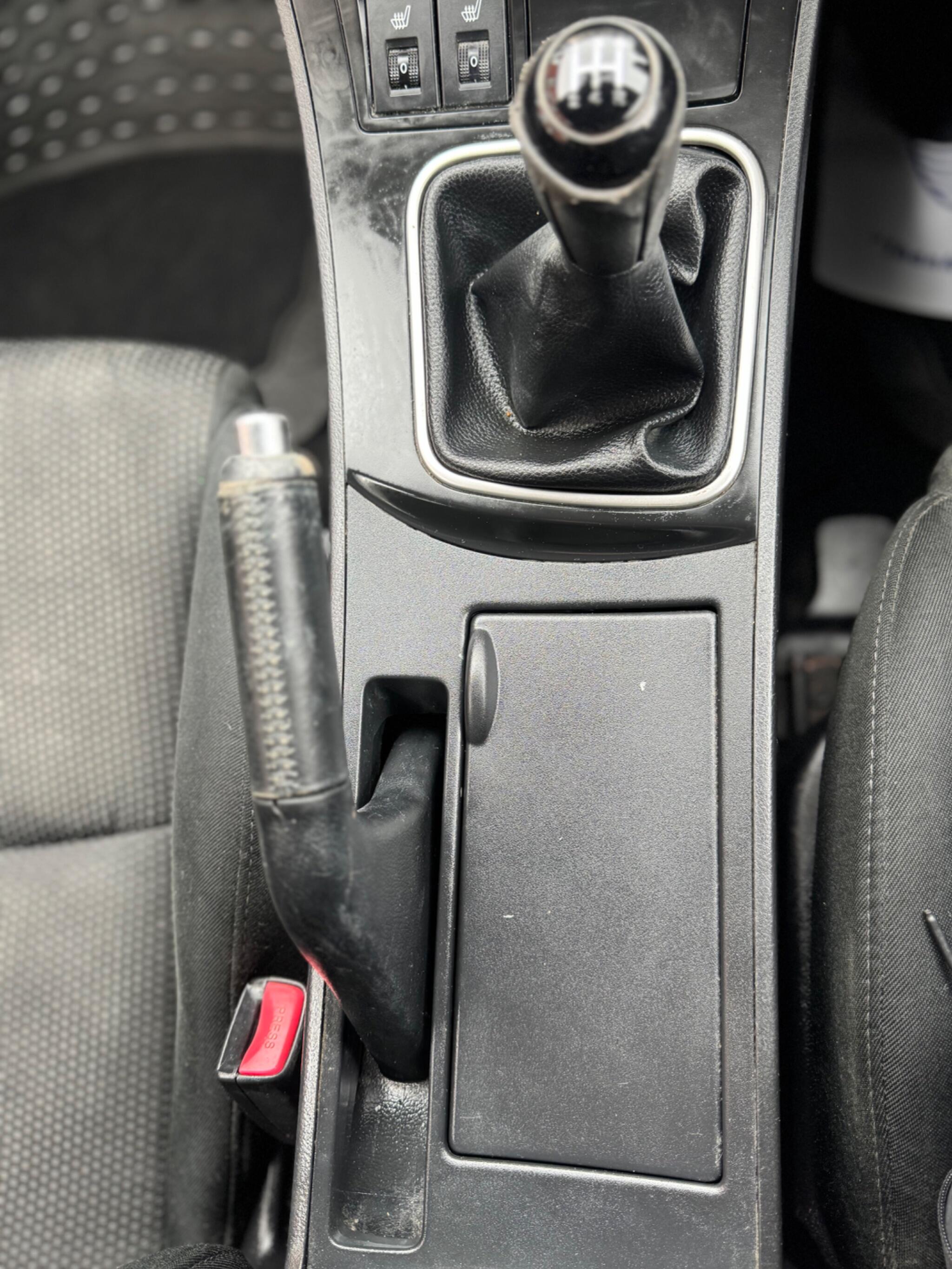 2013 Mazda Mazda3 1.6 Venture Euro 5 5dr image 39