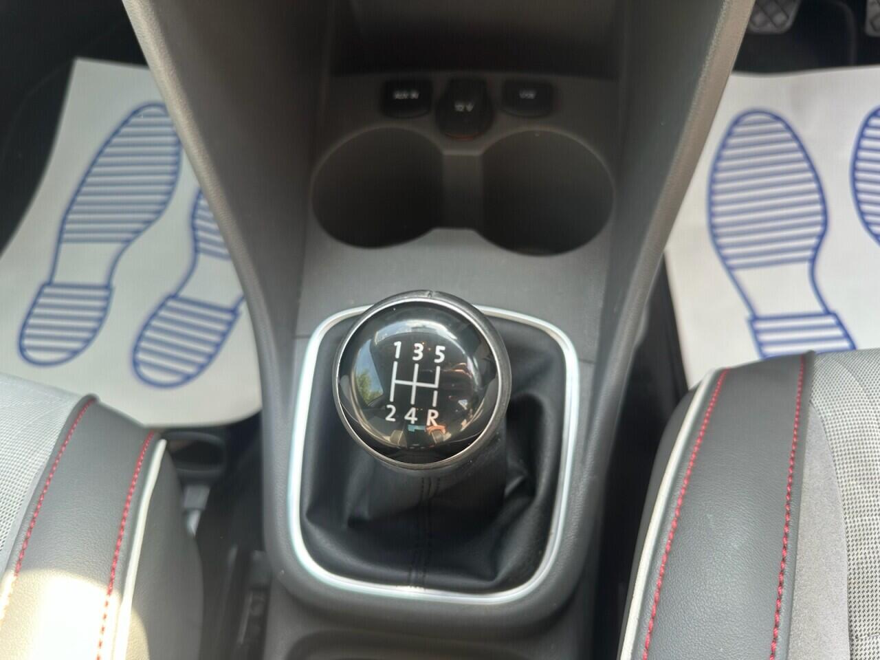 Volkswagen Polo view 26