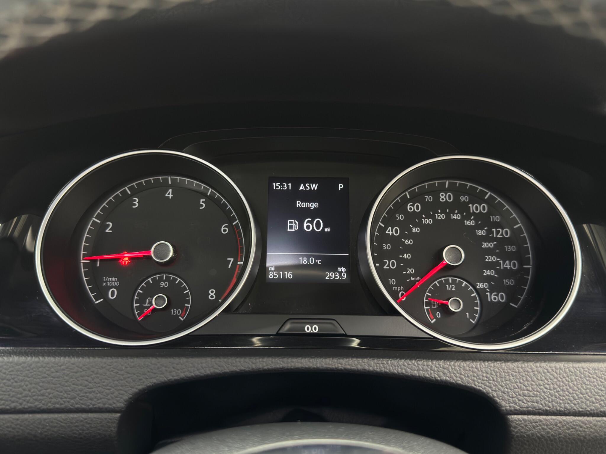 Volkswagen Golf view 22