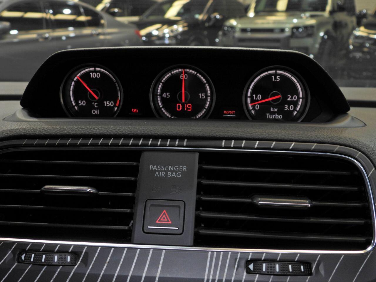 Volkswagen Scirocco view 31