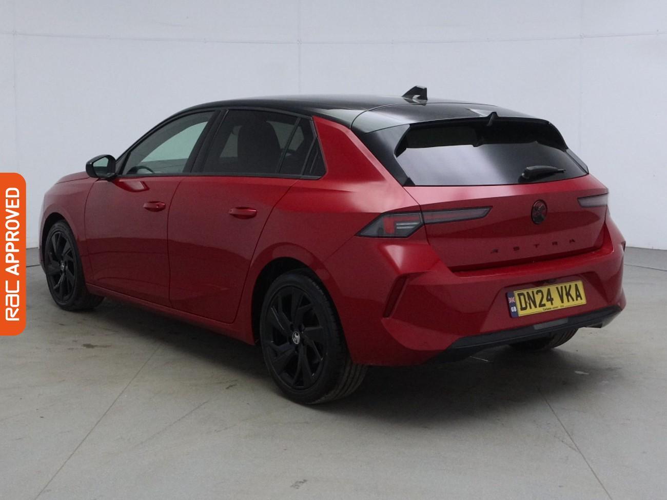 Vauxhall Astra view 4