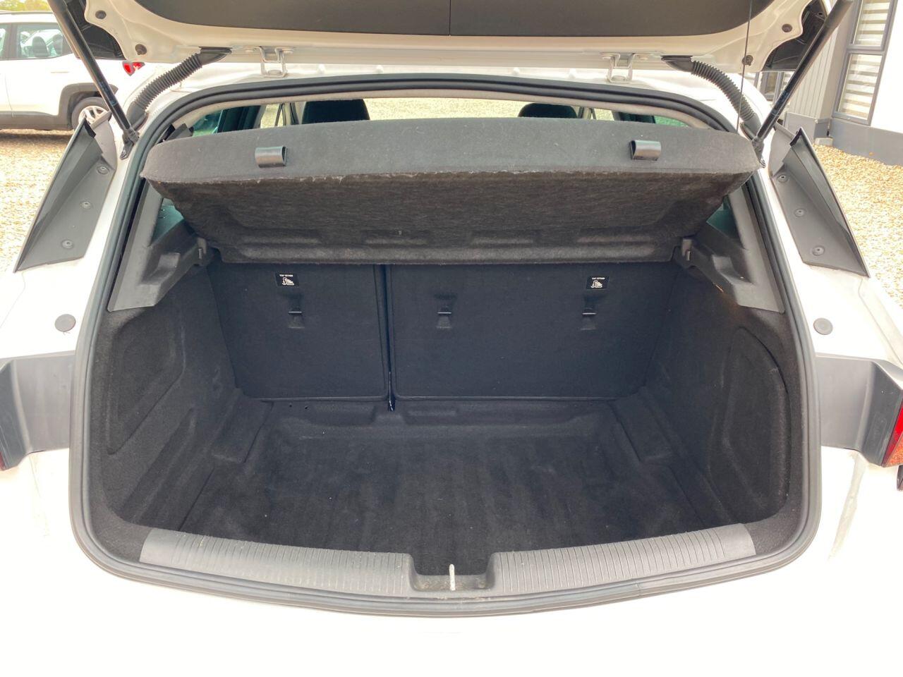 Vauxhall Astra view 10