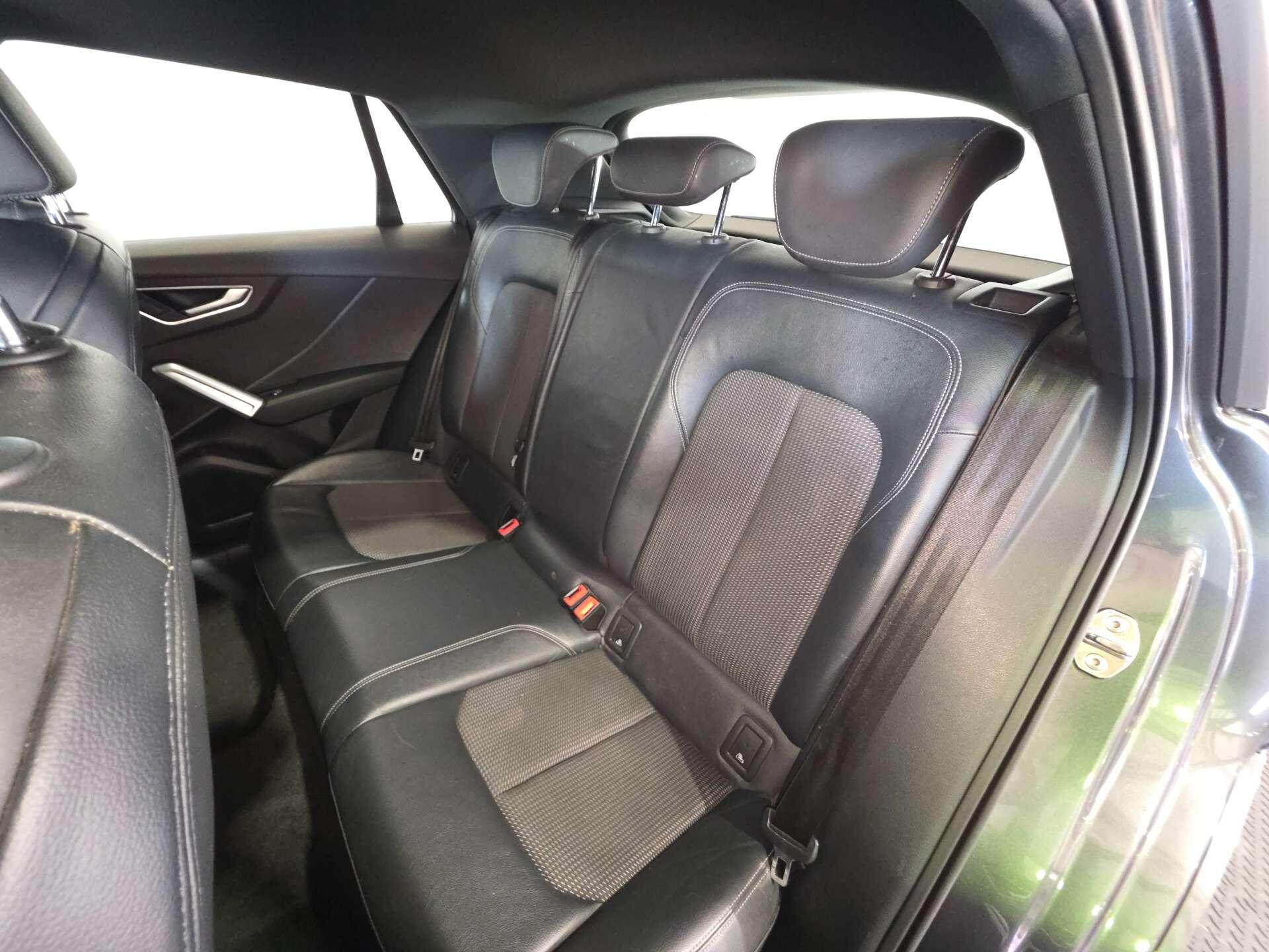 Audi Q2 view 48