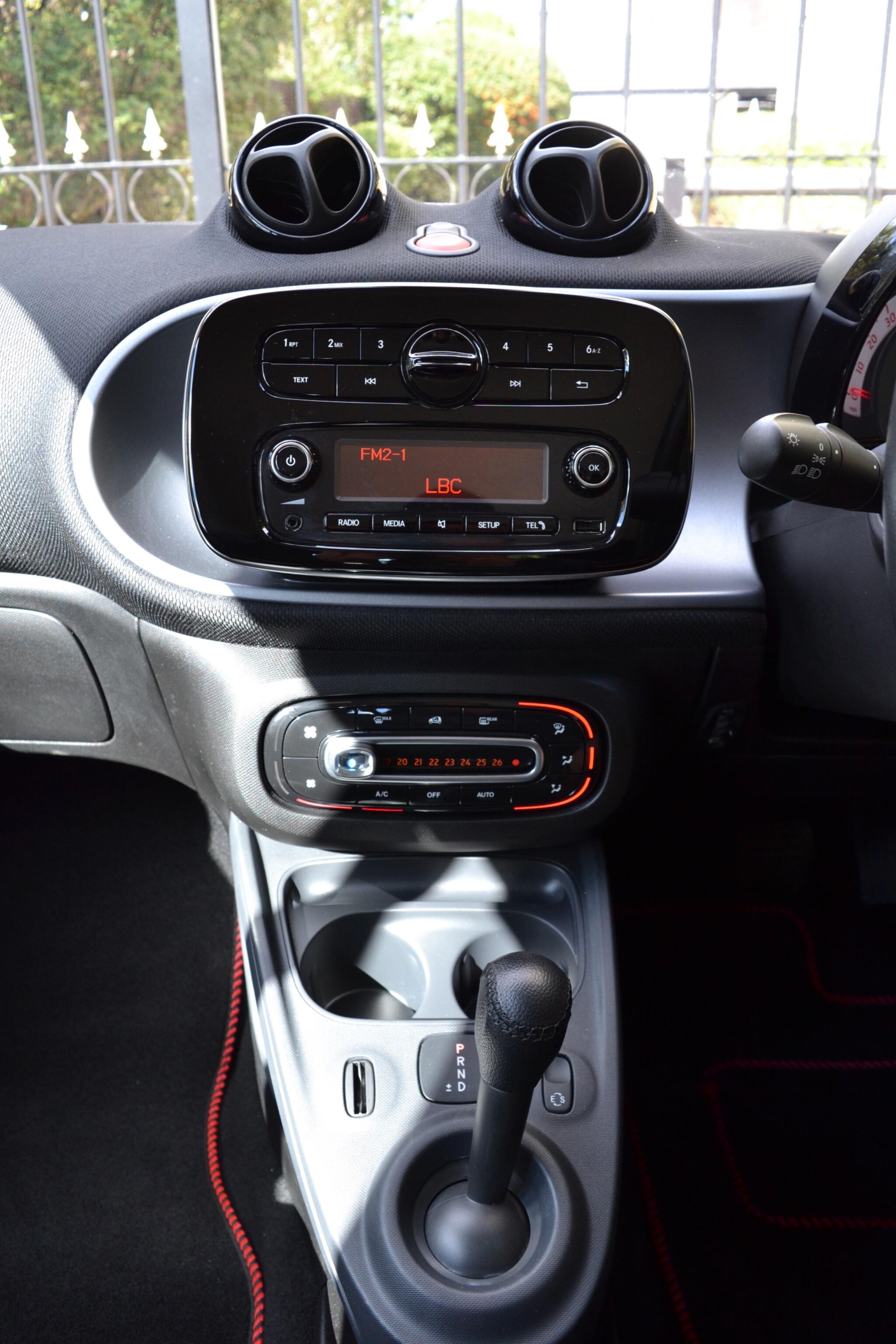 Smart Fortwo view 12