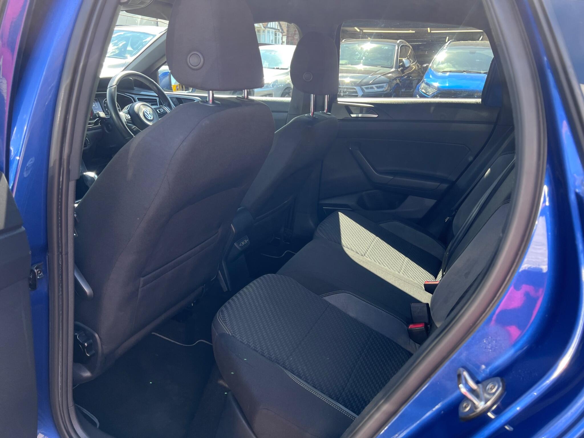 Volkswagen Polo view 34