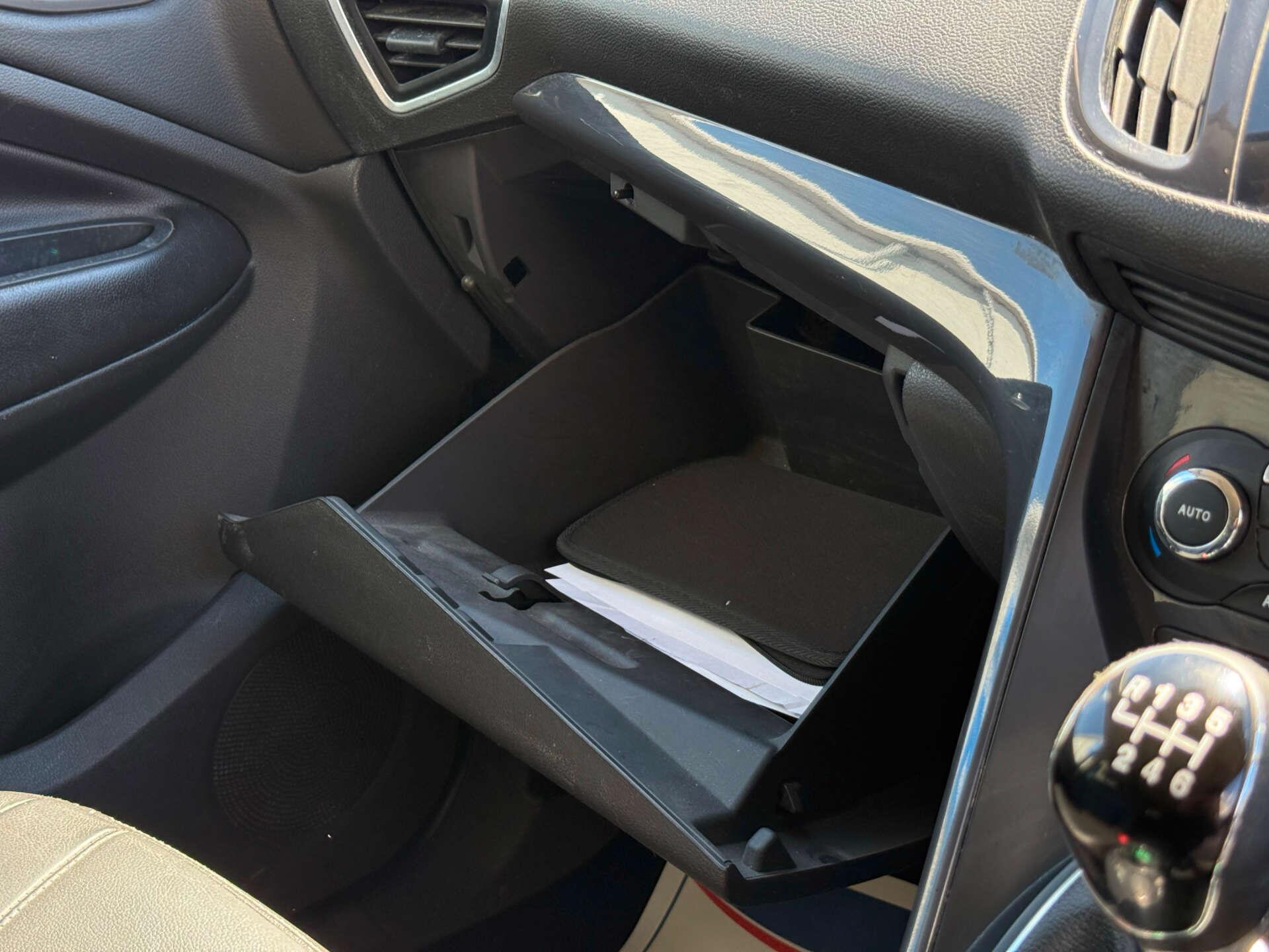 Ford Kuga view 66