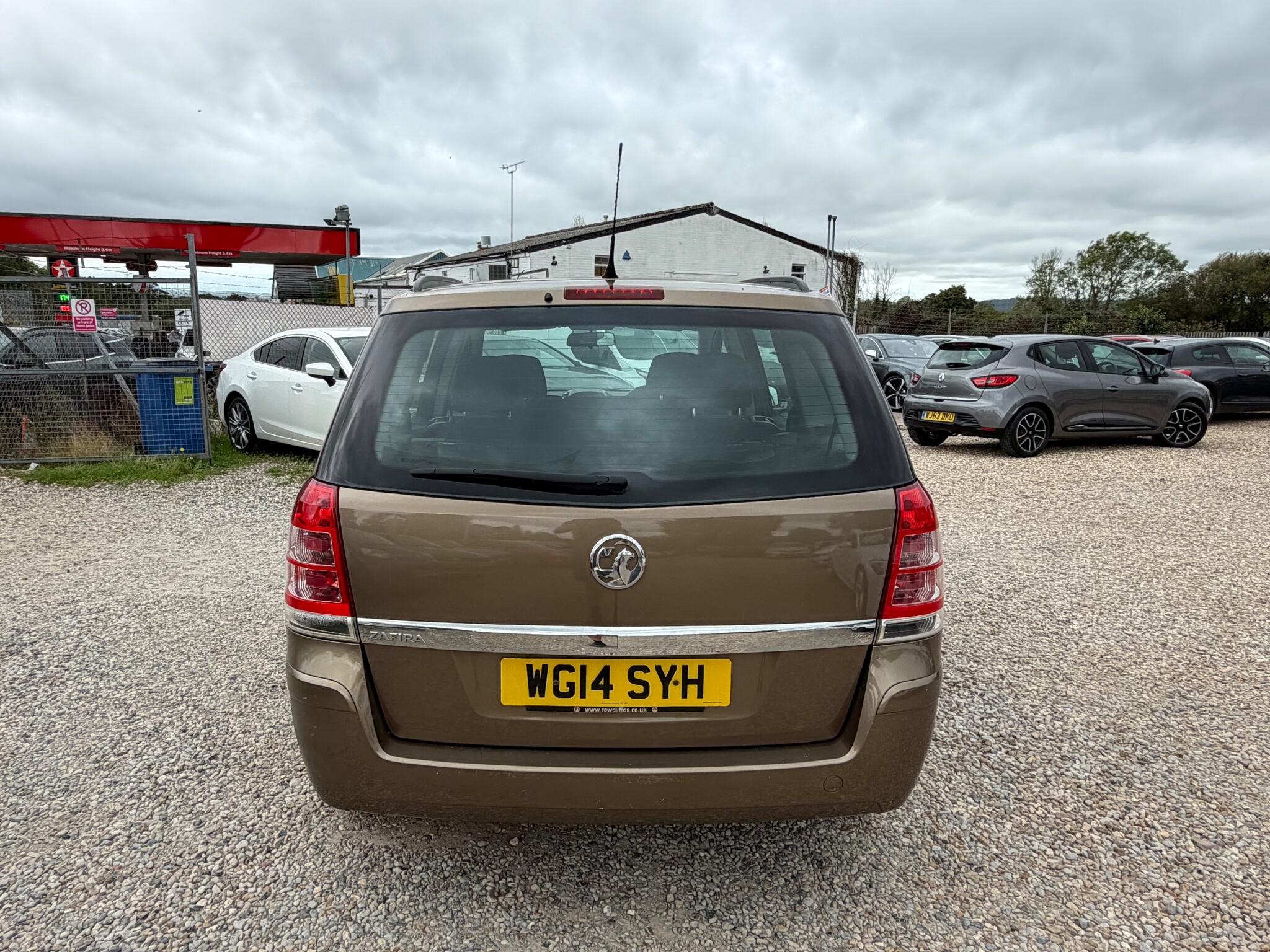 Vauxhall Zafira view 8