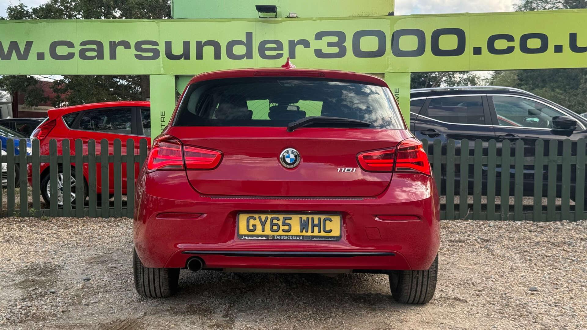 BMW 1 Series view 5