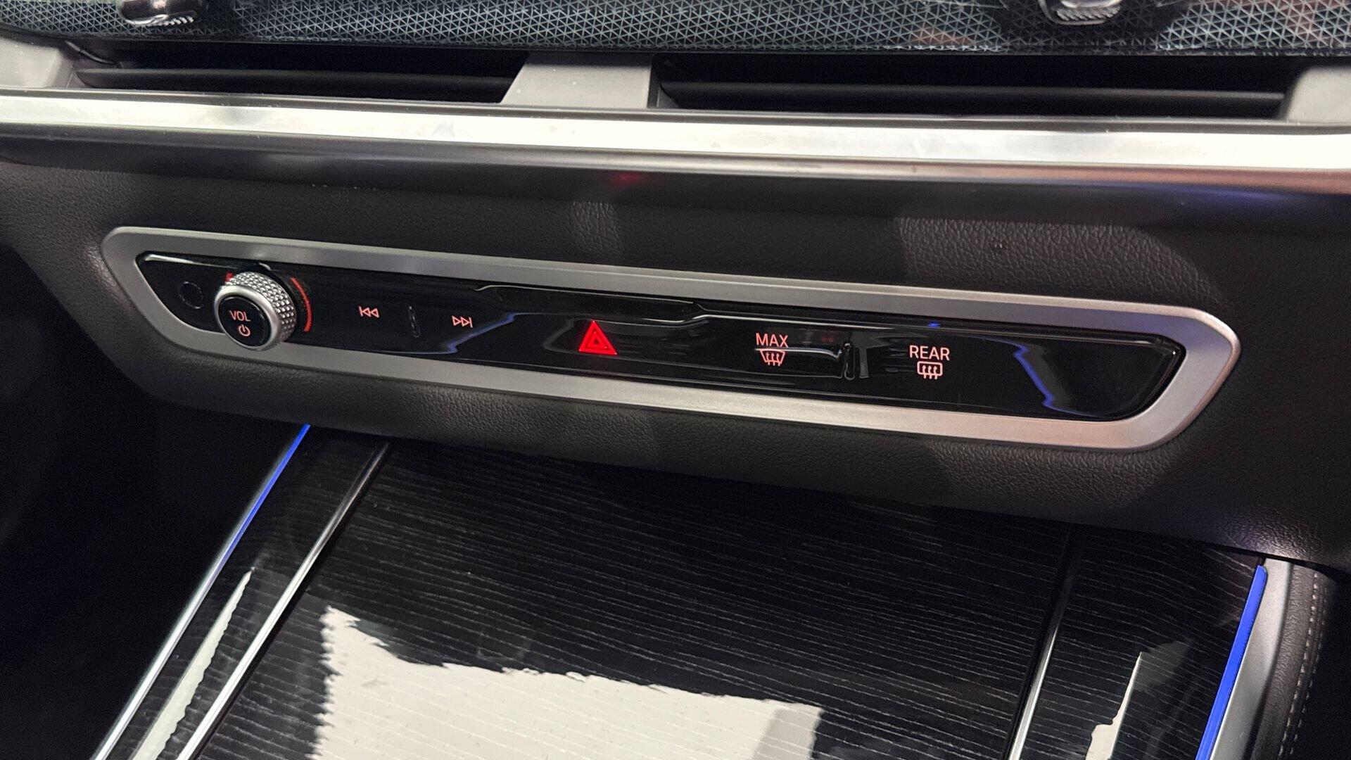 BMW X5 view 26