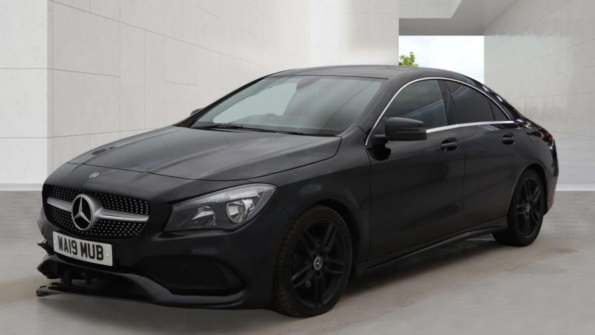 Mercedes-Benz Cla view 3