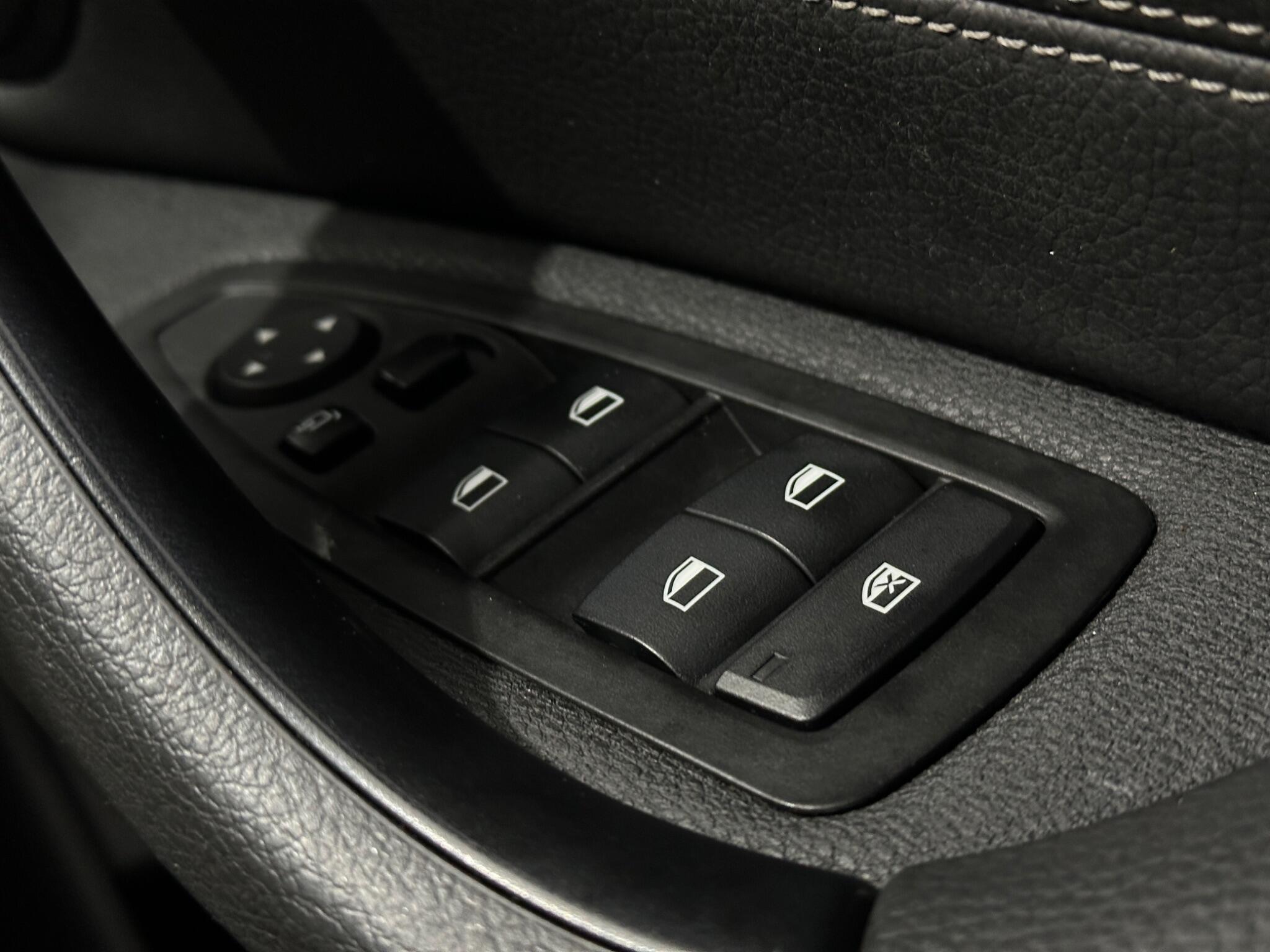 BMW X1 view 19