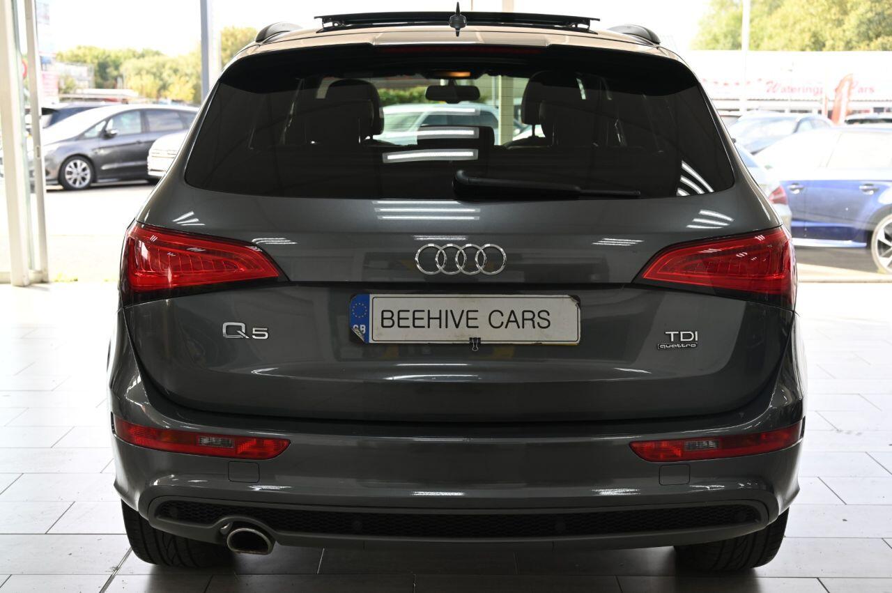 Audi Q5 view 9
