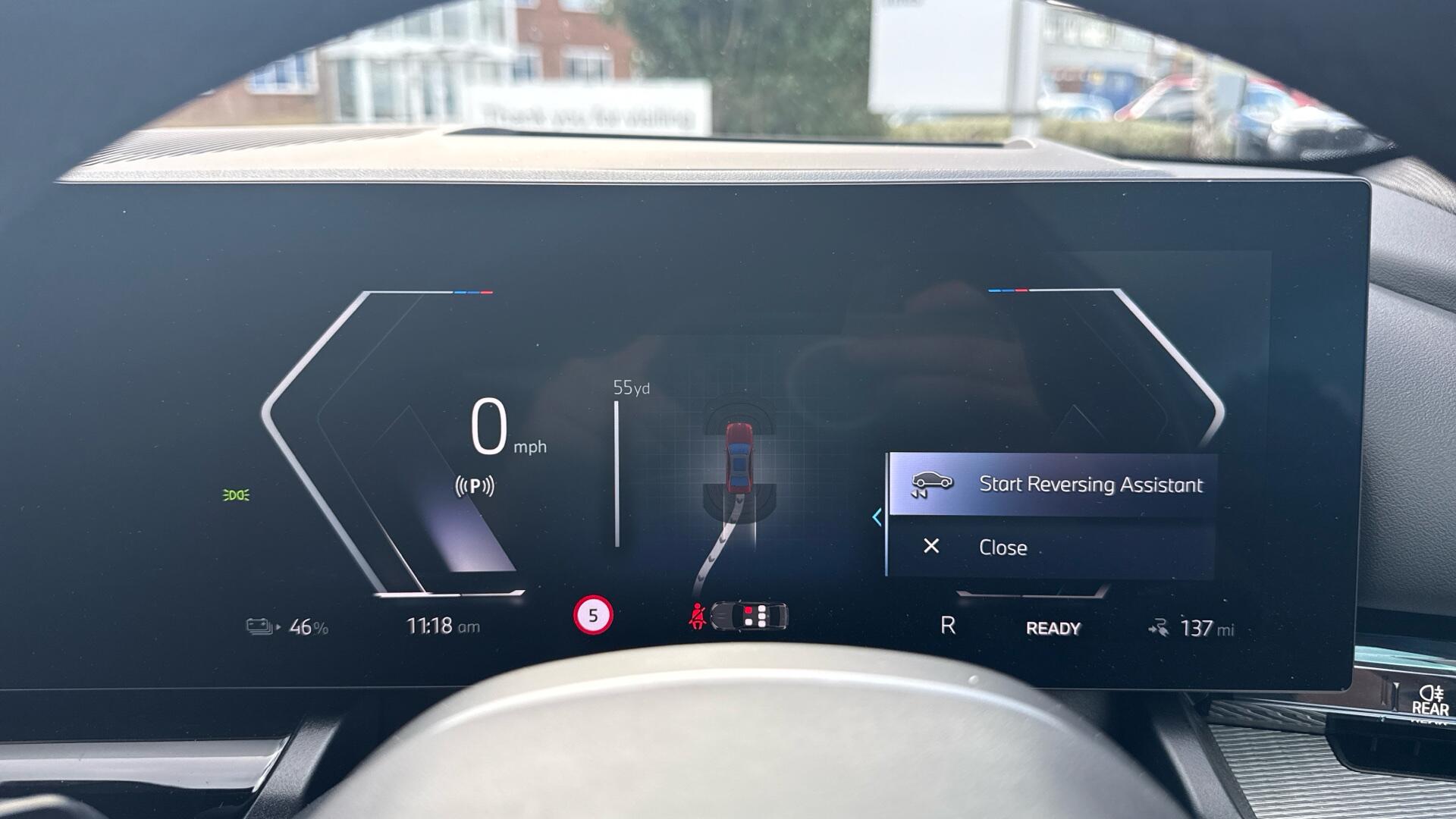 BMW i5 view 9