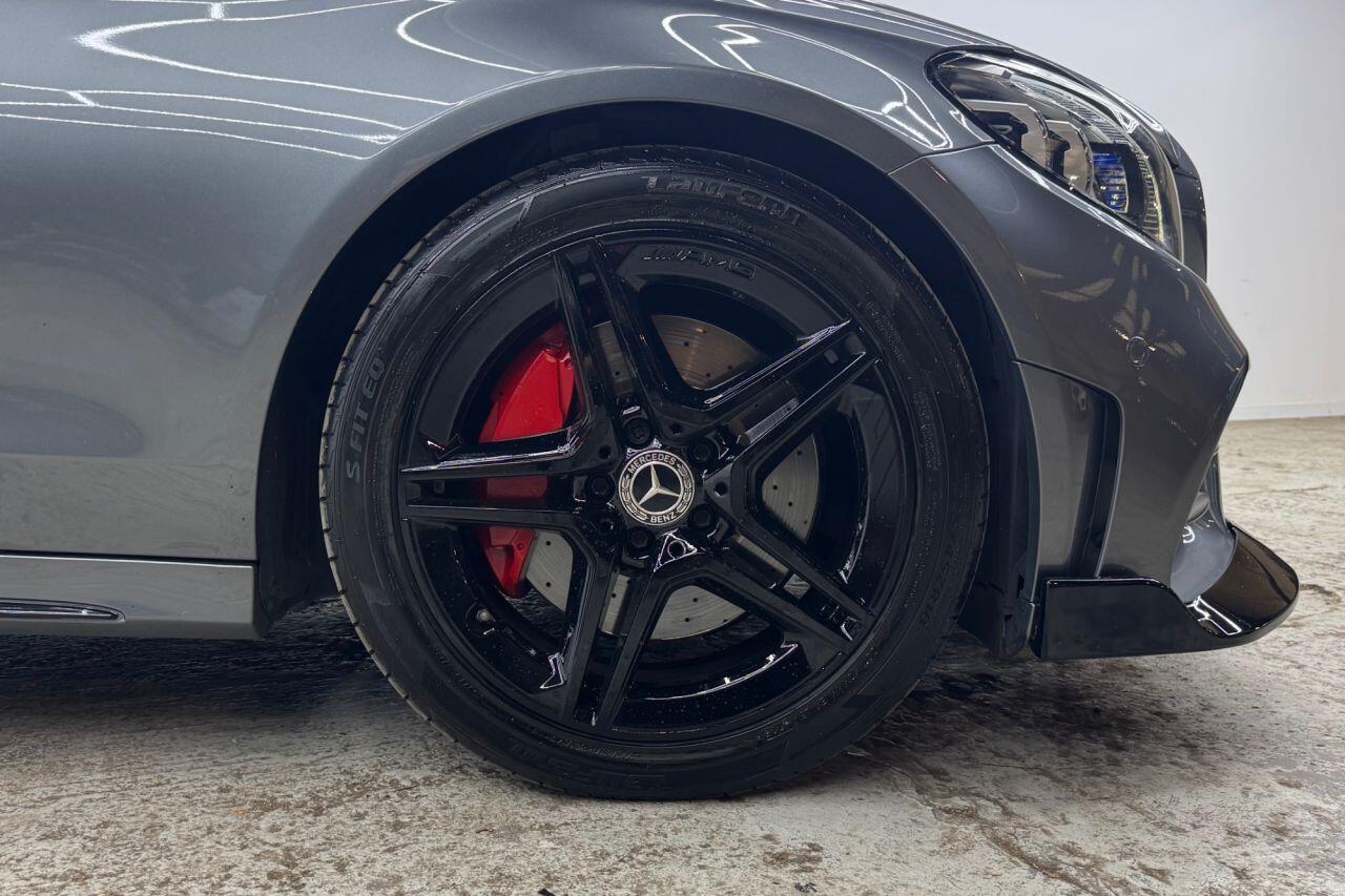 Mercedes-Benz C-Class view 12