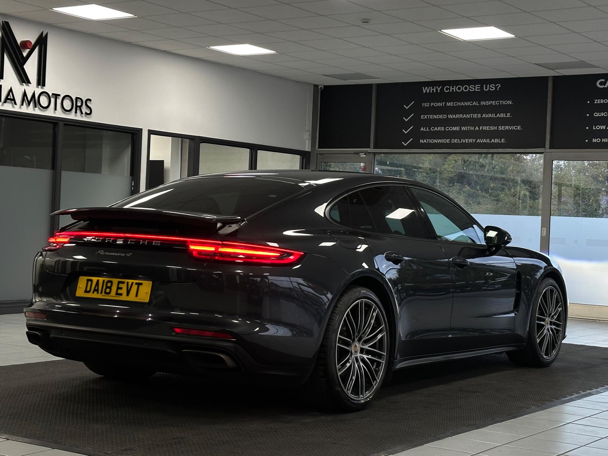 Porsche Panamera view 17