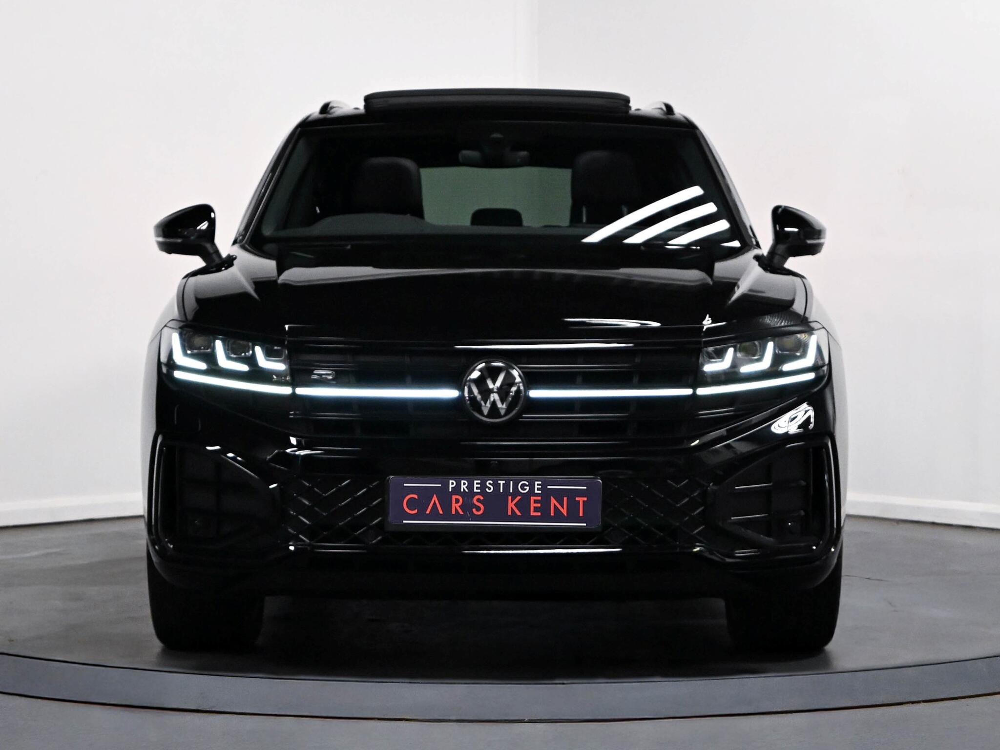 Volkswagen Touareg view 39