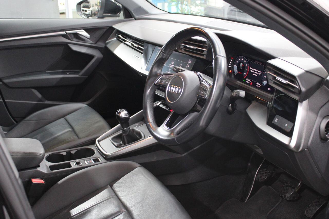 Audi A3 view 14