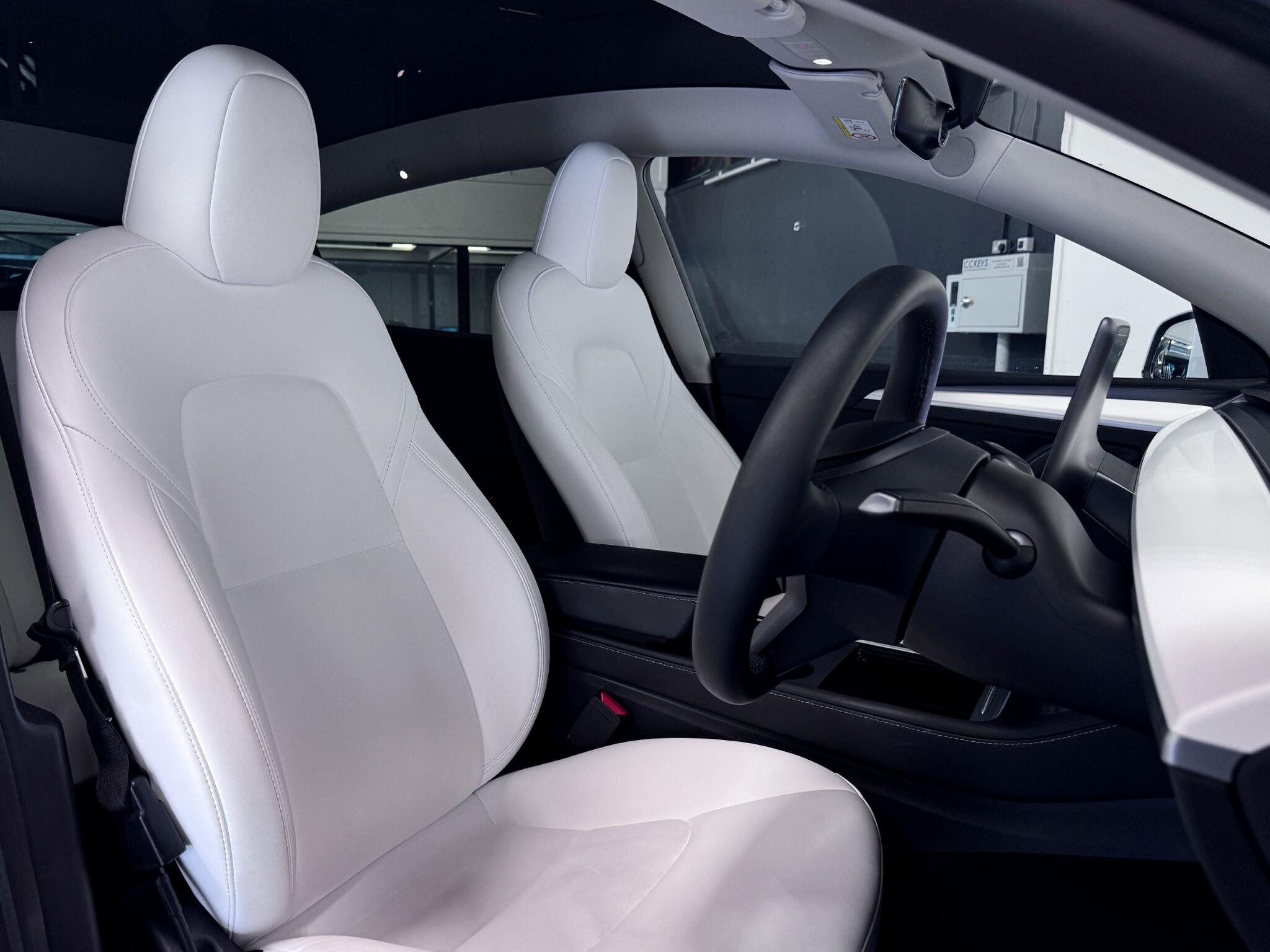 Tesla Model Y view 26