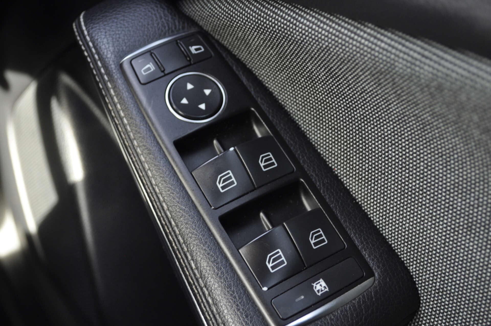 Mercedes-Benz A-Class view 22