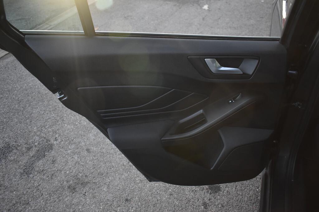 Ford Focus view 45