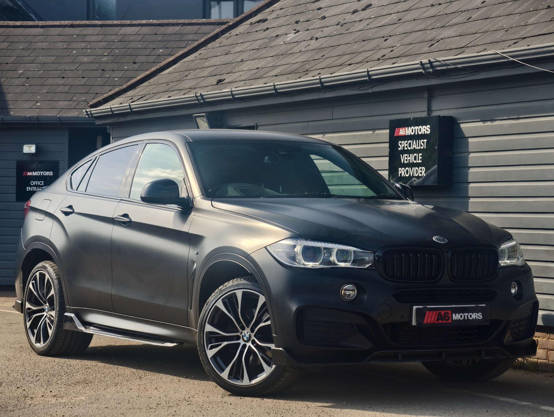 BMW X6 view 5