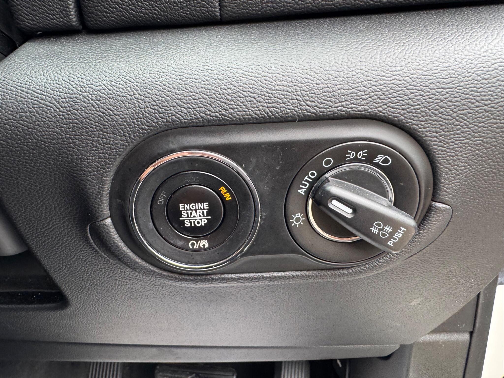 Maserati Levante view 35