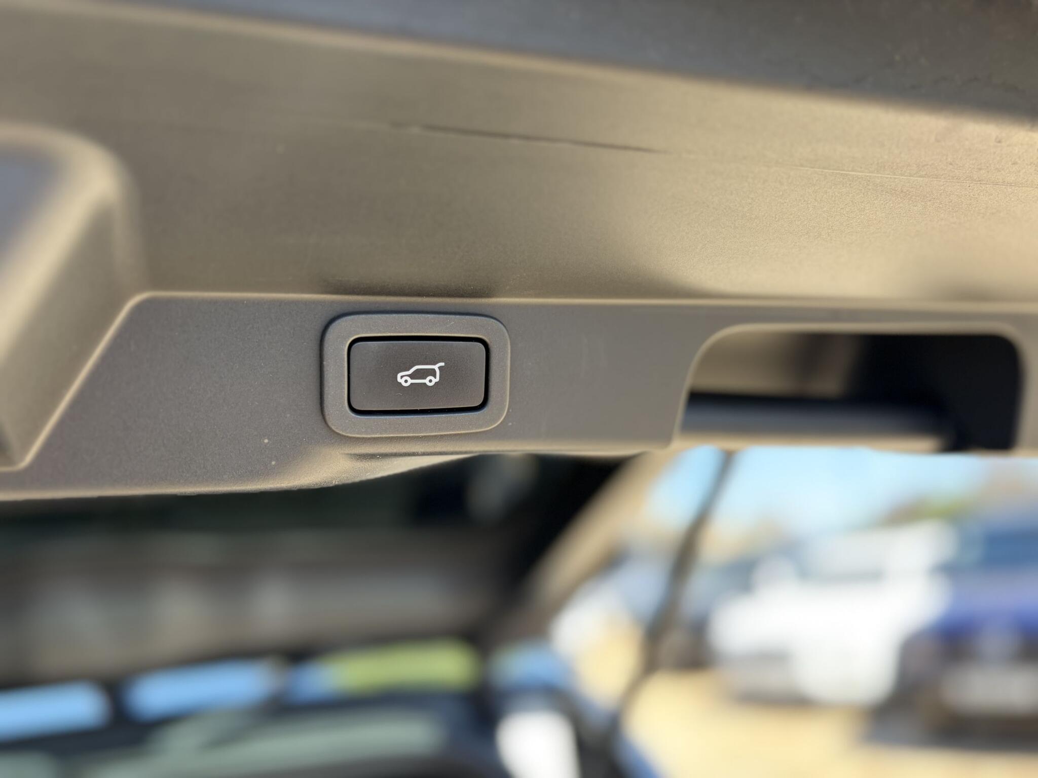 Land Rover Range Rover Sport view 30