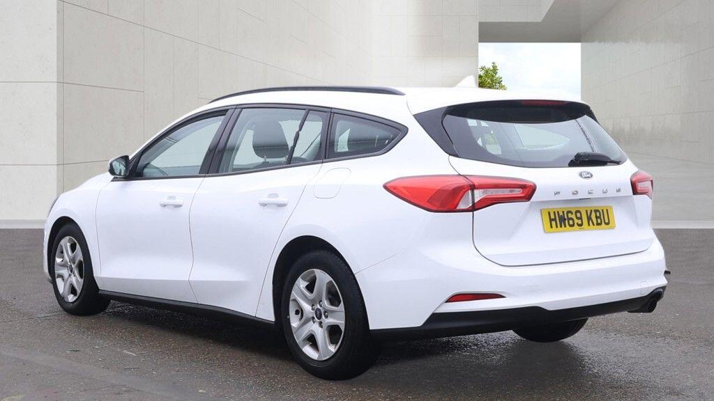 Ford Focus view 6