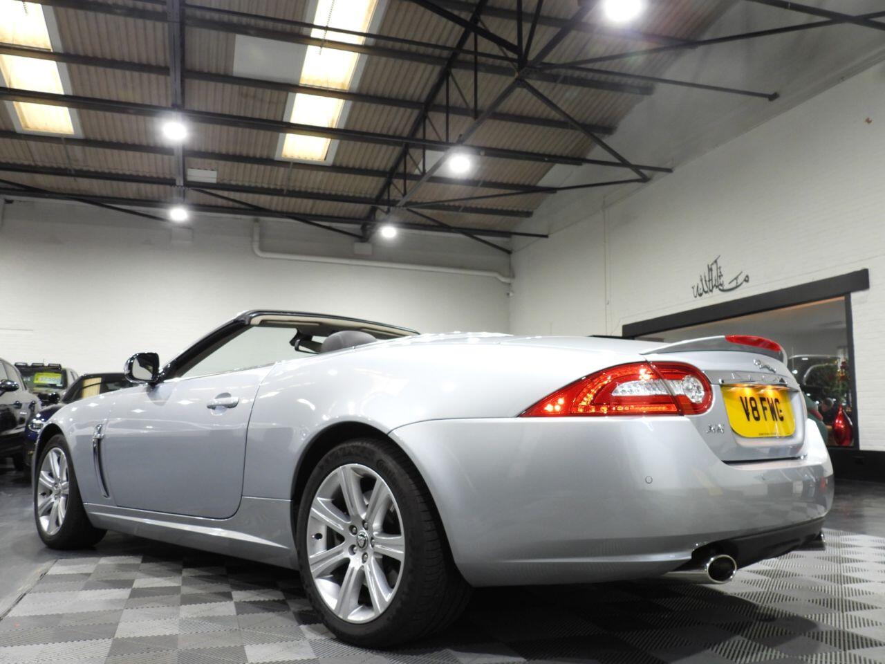 Jaguar XK view 44