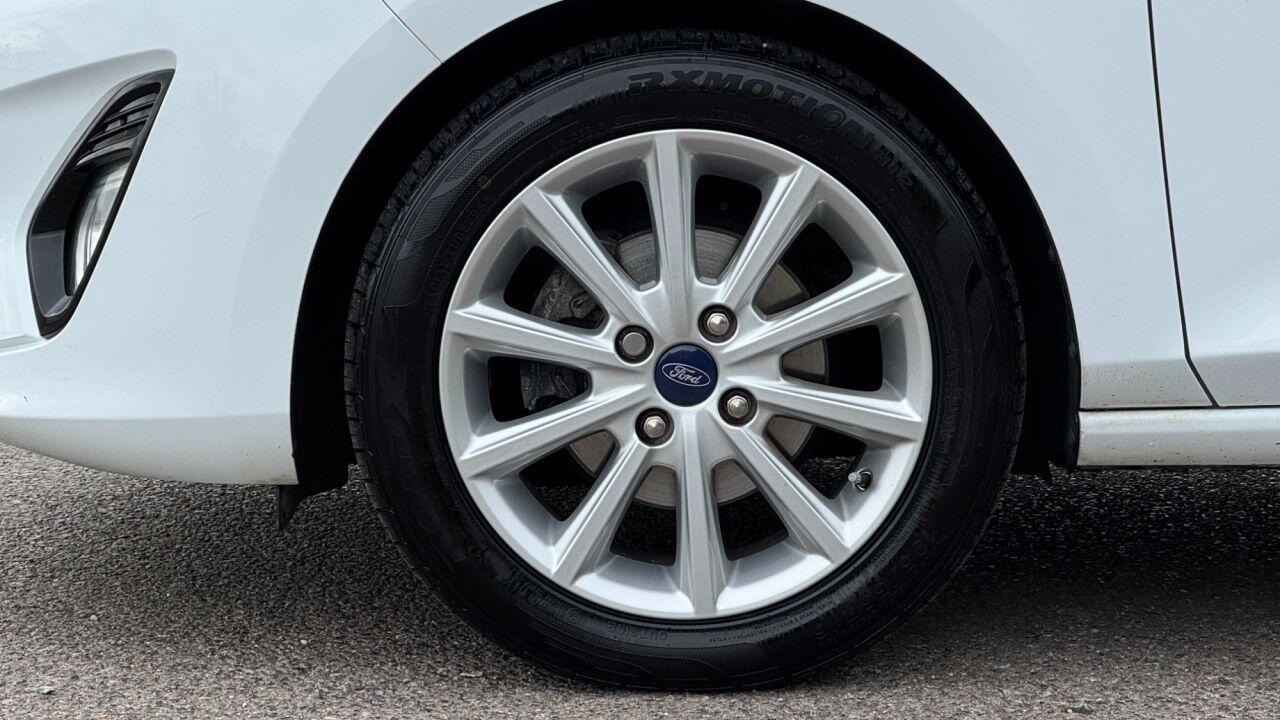 Ford Fiesta view 34
