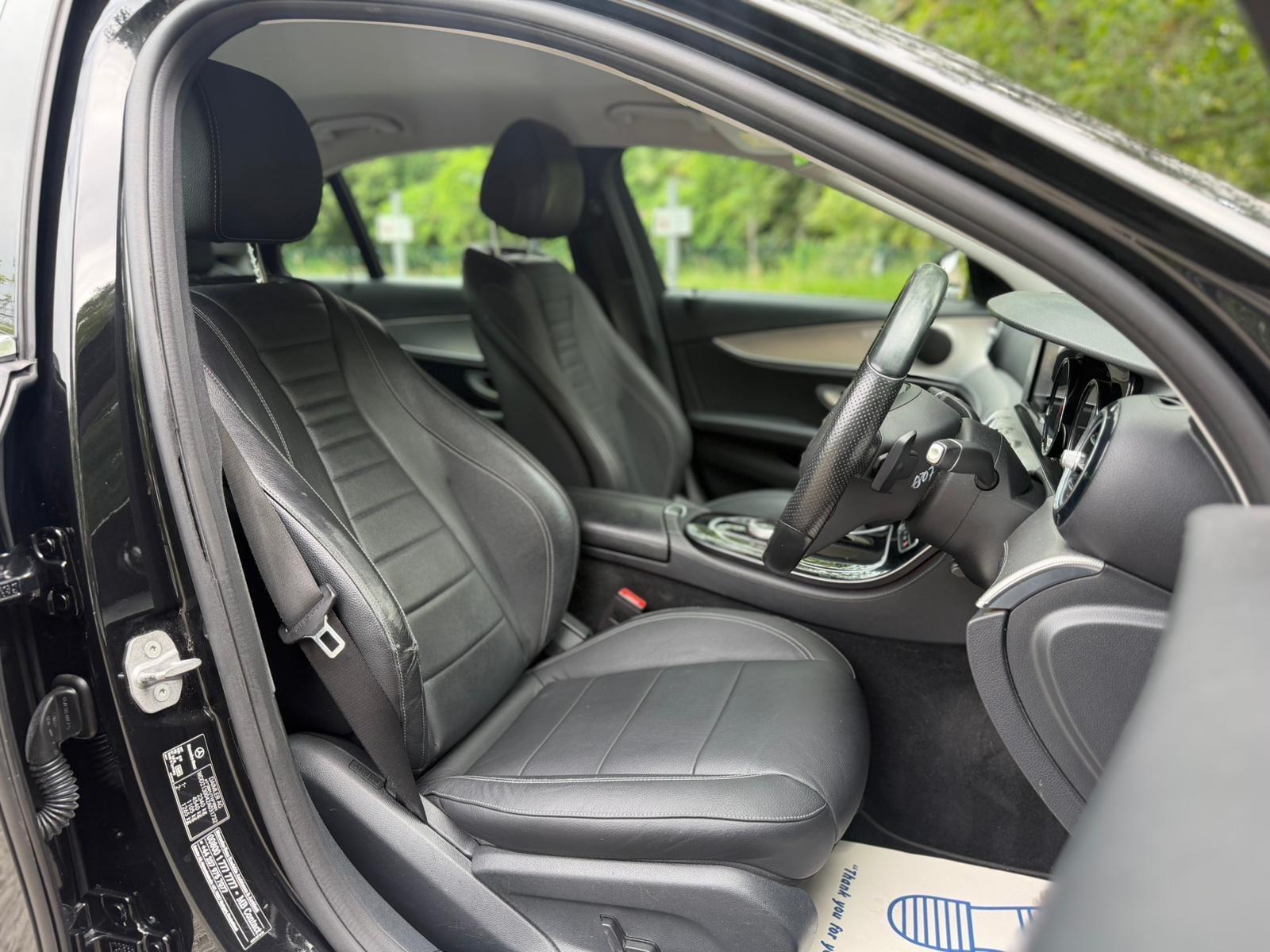 Mercedes-Benz E-Class view 12