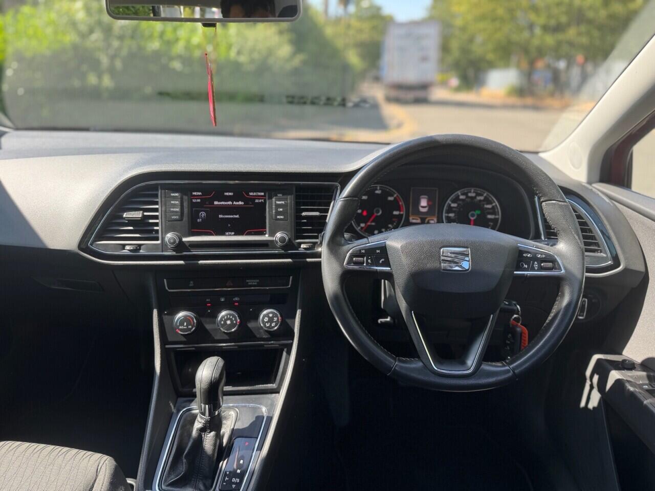 Seat Leon Leon view 14